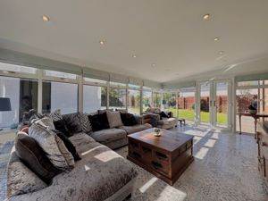 Photo 15- click for photo gallery